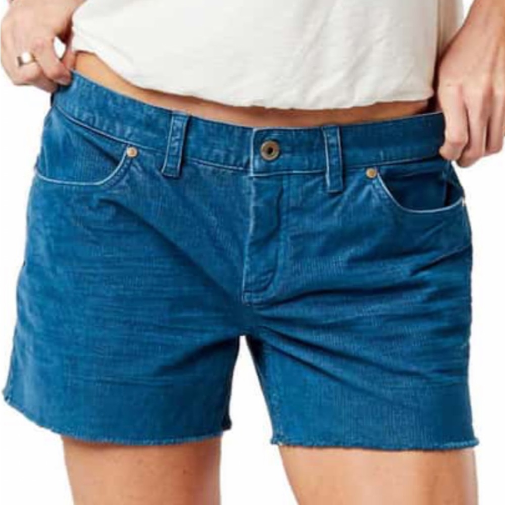 NWT Carve Designs Oahu Corduroy Shorts